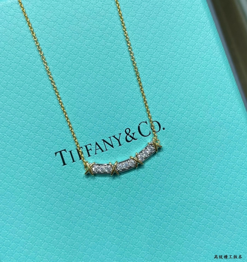 T*f*ny necklaces